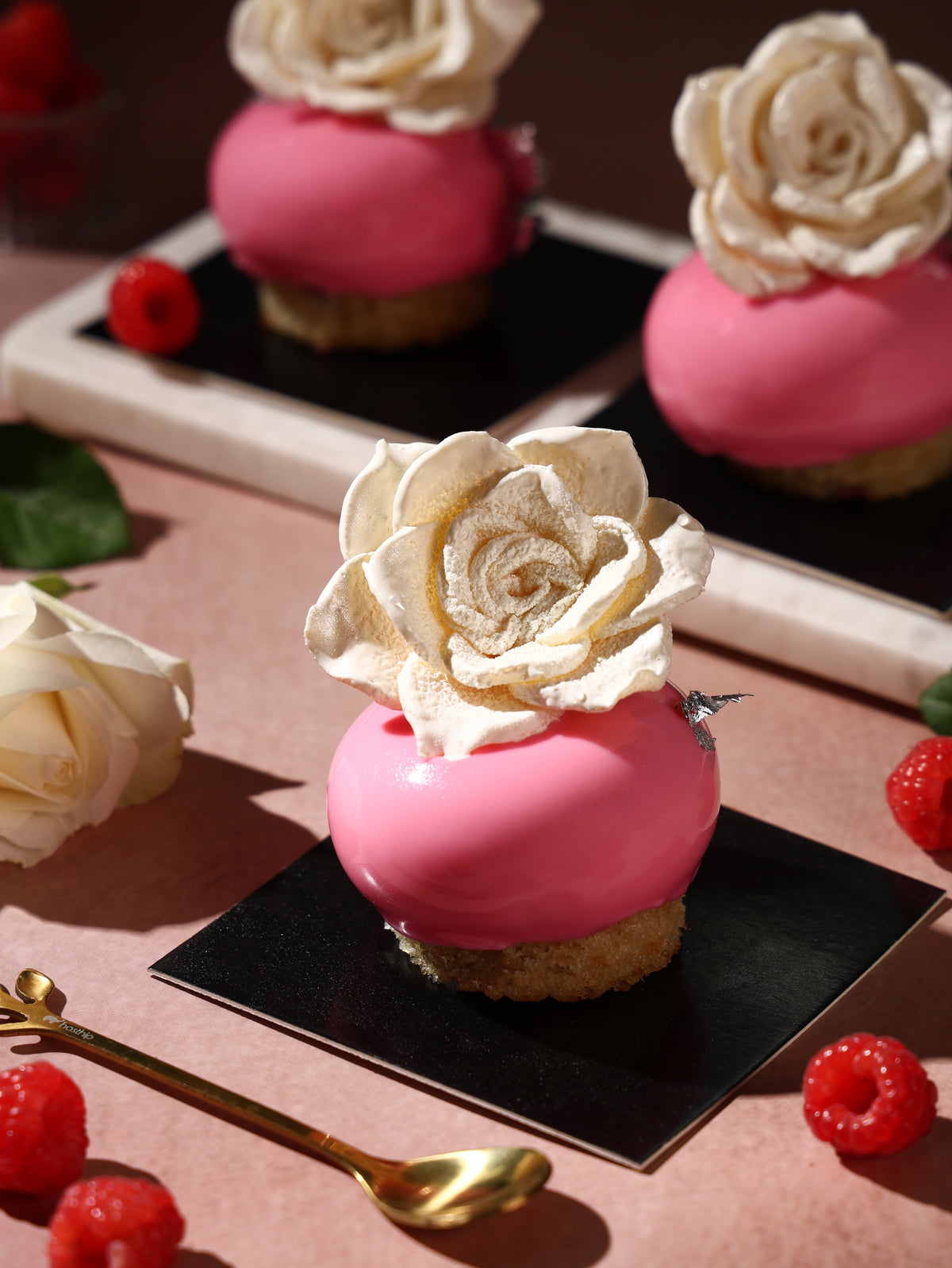 Rose Reverie Mini - 125g - Egg Free
