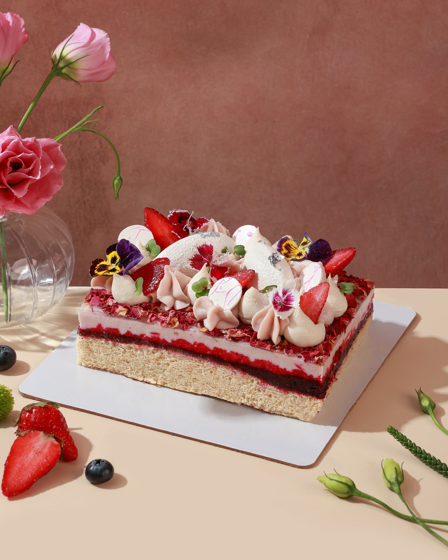 Mary Poppins Cake - Egg Free